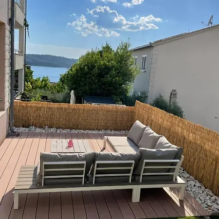Room5 Fuer Familien&freunde, Strandnaehe, Meerblick Trogir