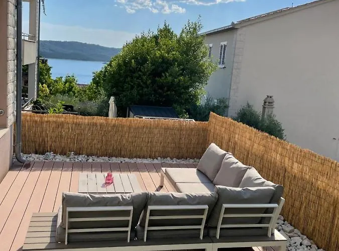 Room5 Fuer Familien&freunde, Strandnaehe, Meerblick Trogir